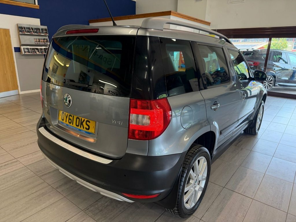 Skoda Yeti 2.0 Tdi Se 4Wd Euro 5 White #7