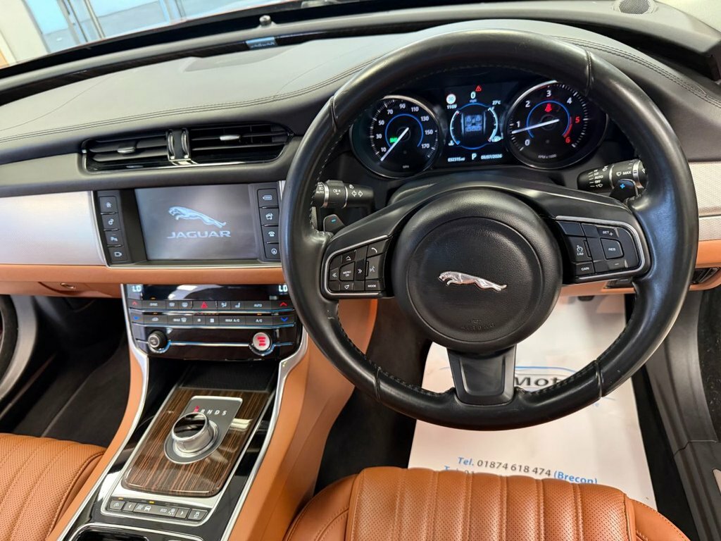 Jaguar XF Saloon 2.2D R-sport Euro 5 Ss 201564 Green #13