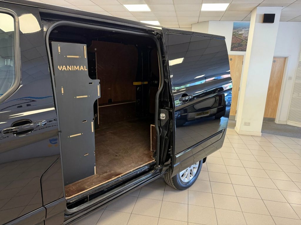 Ford Transit Custom 2L Limited WG70YFZ Black #5