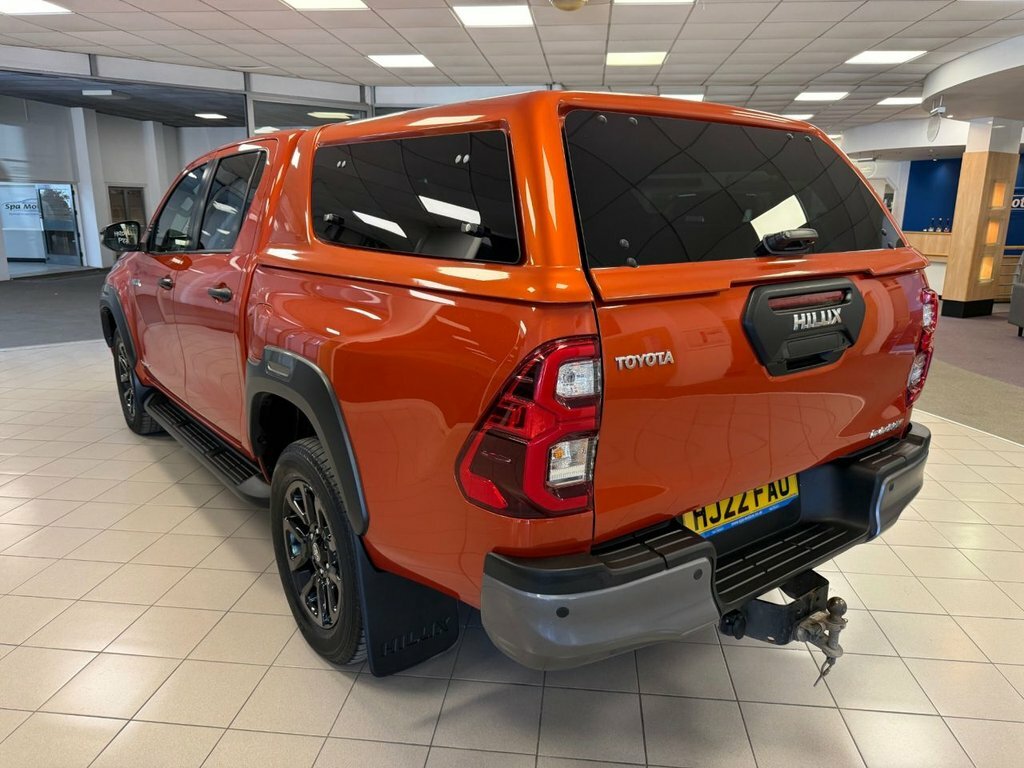 Toyota HILUX 2.8L Invincible X Orange #5
