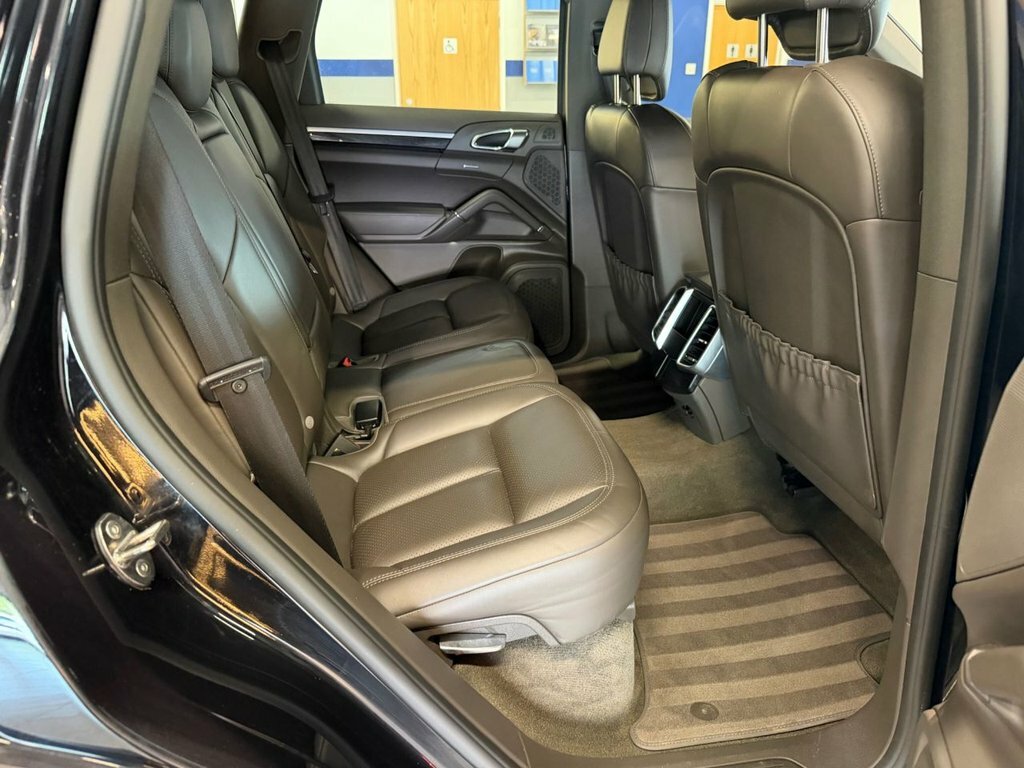 Porsche Cayenne Cayenne V6 D Tiptronic S Black #17