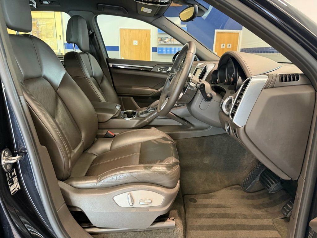Porsche Cayenne Cayenne V6 D Tiptronic S Black #9