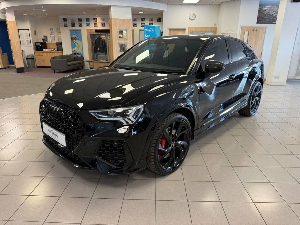 Audi RS Q3 2.5L Vorsprung Black #3