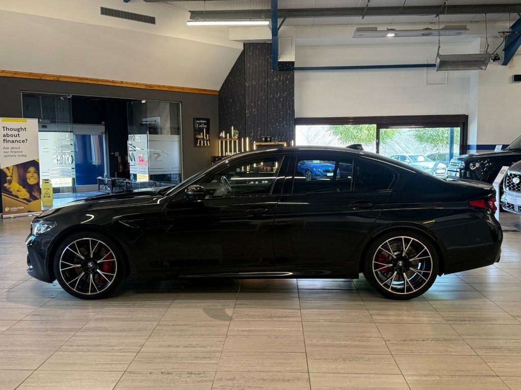 BMW M5 4.4L Competition Black #5