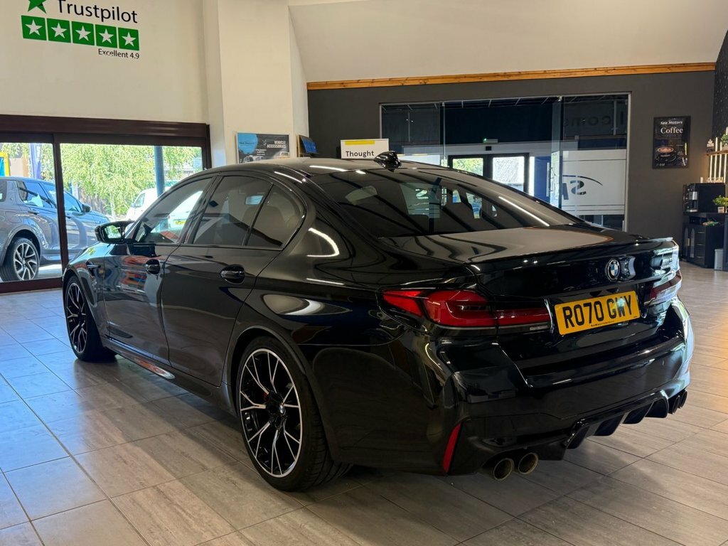 BMW M5 4.4L Competition Black #4