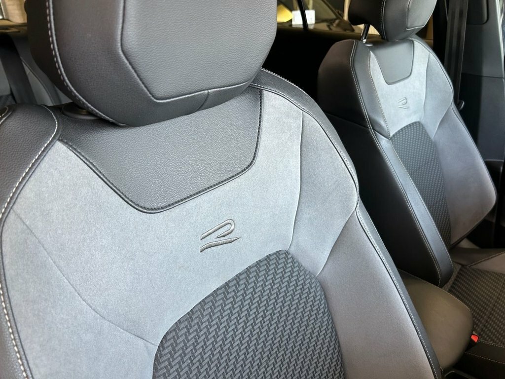 Volkswagen T-Roc Design White #11