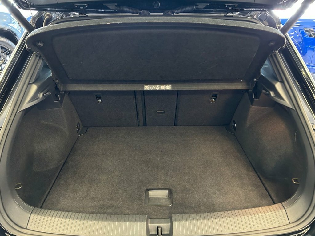 Volkswagen T-Roc Design White #27