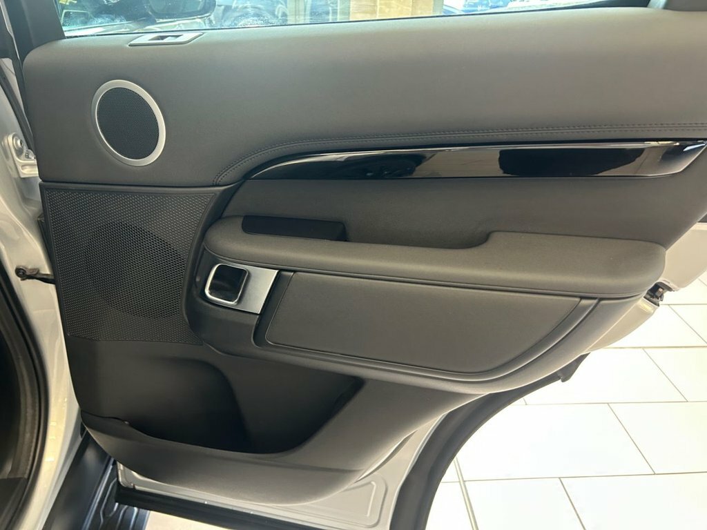 Land Rover Discovery Discovery R-dynamic Se D Mhev Silver #25