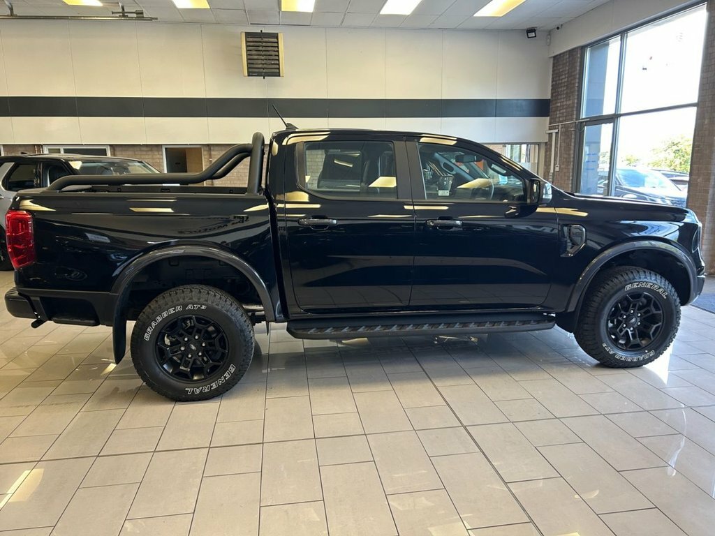 Ford Ranger Pick Up D Cab Stormtrak 2.3 Ecoboost Phev 281 Black #8