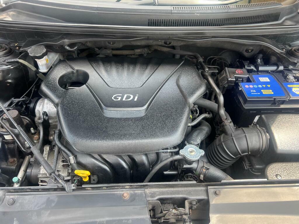 Hyundai Veloster 1.6 Gdi Sport 138 Bhp Black #29