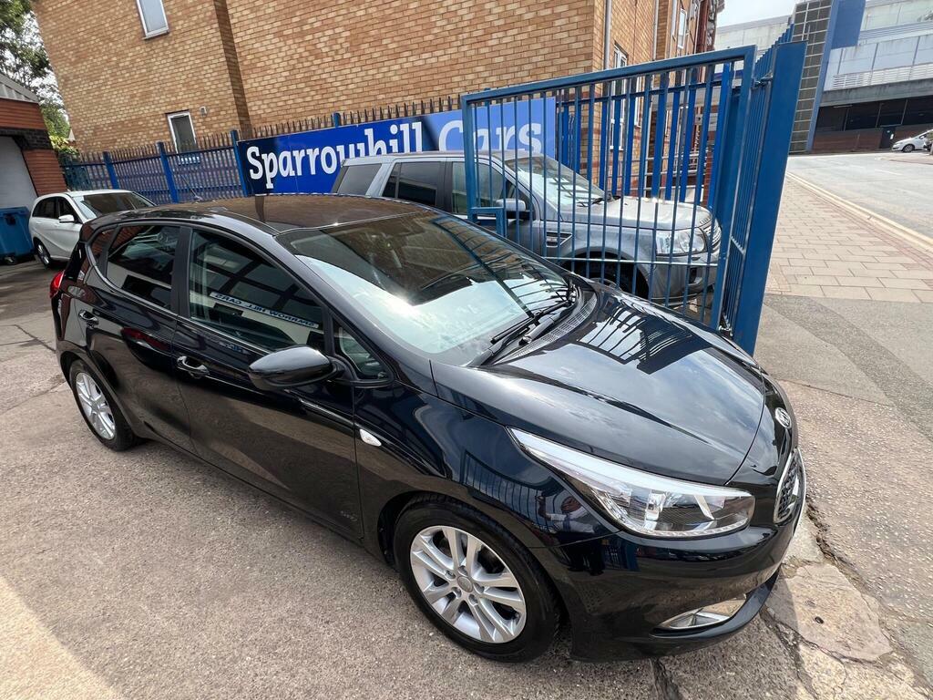 Kia Ceed 1.4 Crdi Sr7 Euro 5 Black