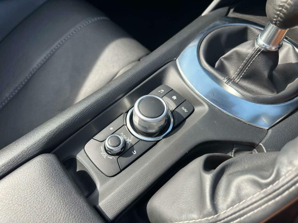 Mazda MX-5 RF Skyactiv-g Sport Tech Red #23