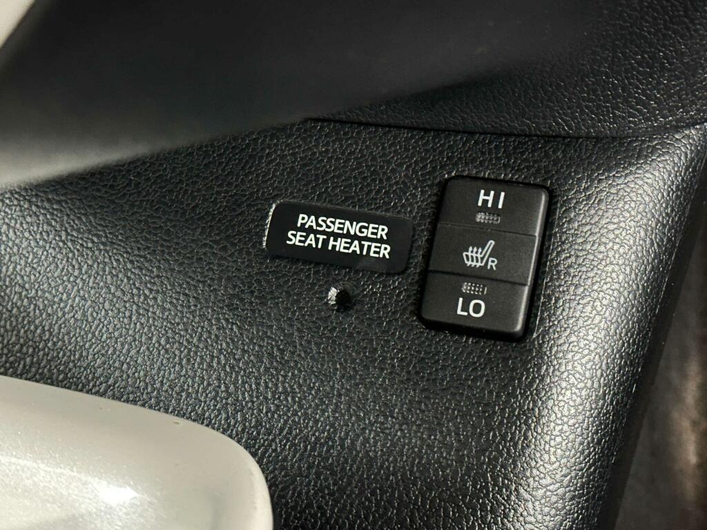 Toyota Prius Vvt-i Business Edition White #23
