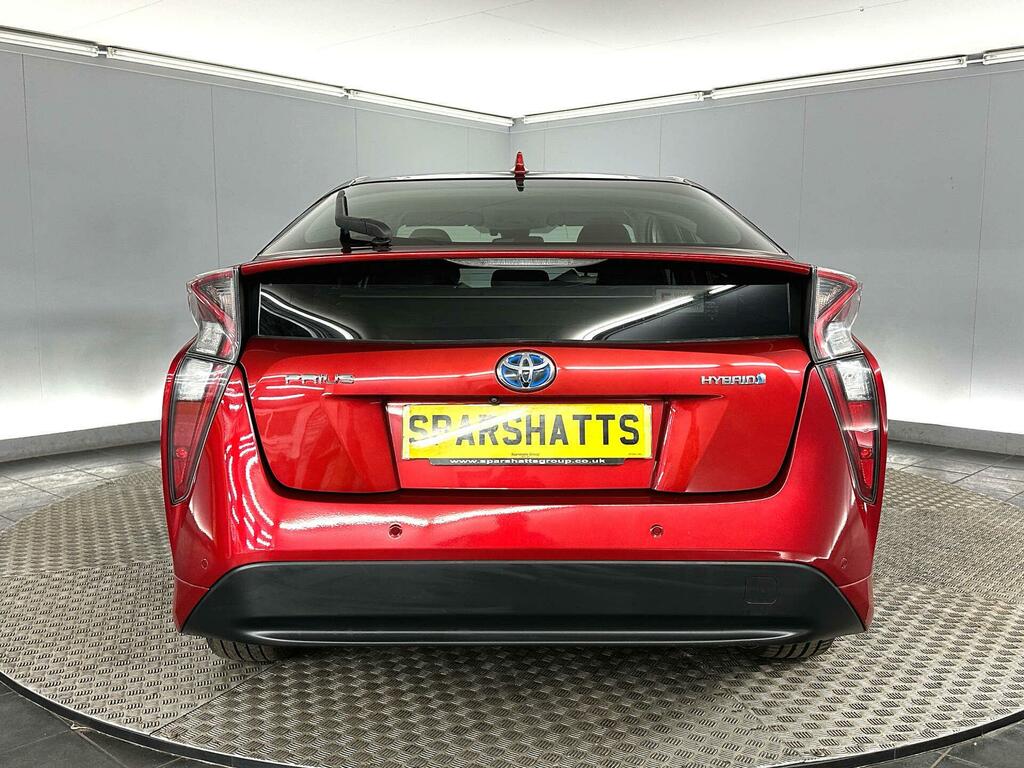 Toyota Prius Vvt-i Business Edition White #8