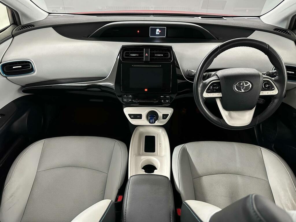 Toyota Prius Vvt-i Business Edition White #16