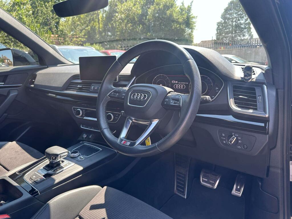 Audi Q5 2.0 Tdi 40 S Line S Tronic Quattro Euro 6 Ss AV68CUY Black #5