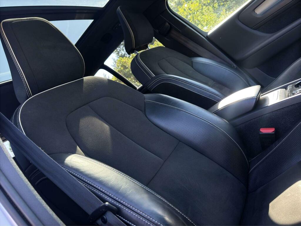 Volvo XC40 D4 Awd R-design Pro Xenium Pack Intel Grey #41