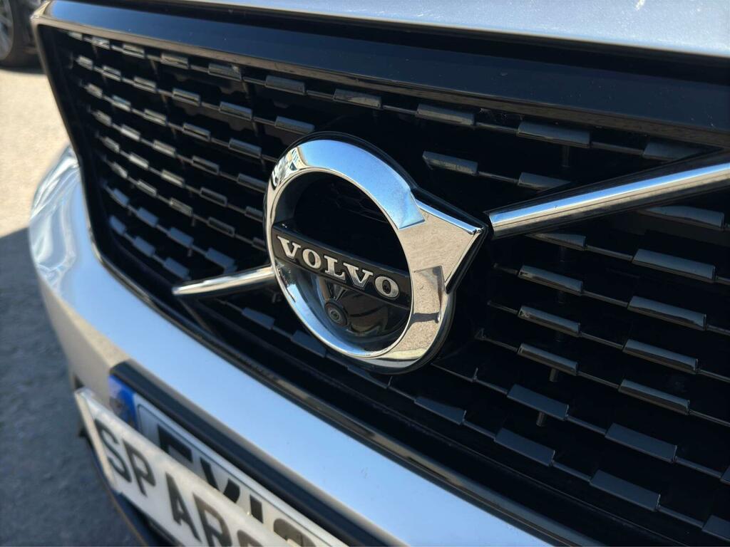 Volvo XC40 D4 Awd R-design Pro Xenium Pack Intel Grey #38