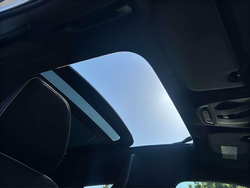 Volvo XC40 First Edition Silver #4