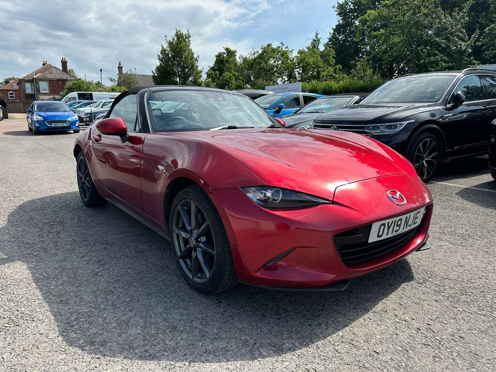 Mazda MX-5 Sport Nav Red