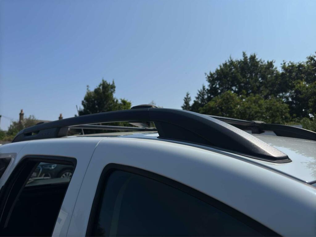 Dacia Duster 1.6 Sce Comfort 4X4 White #30