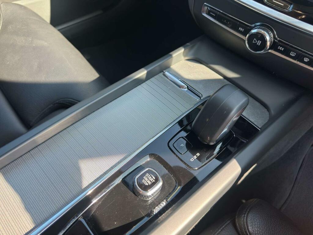 Volvo V60 B3 Plus Mhev #24
