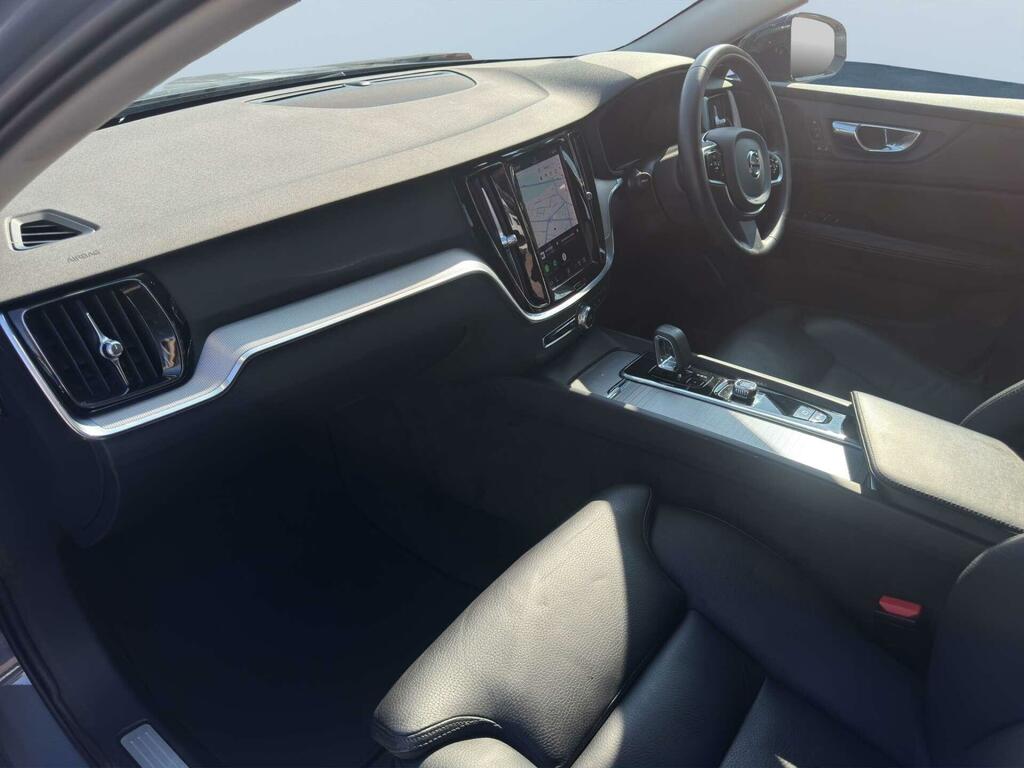 Volvo V60 B3 Plus Mhev #10