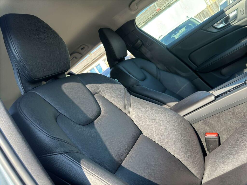 Volvo V60 B3 Plus Mhev #39
