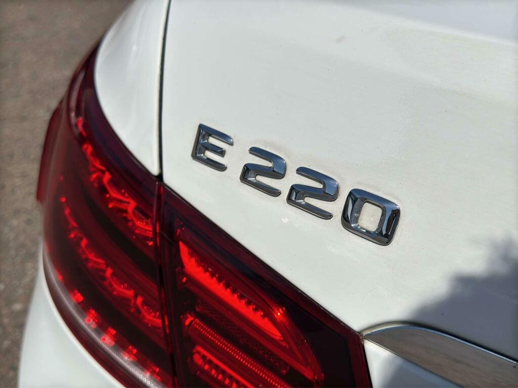Mercedes-Benz E Class 2.1 E250 Cdi Amg Night Edition 201 Bhp Blue #34