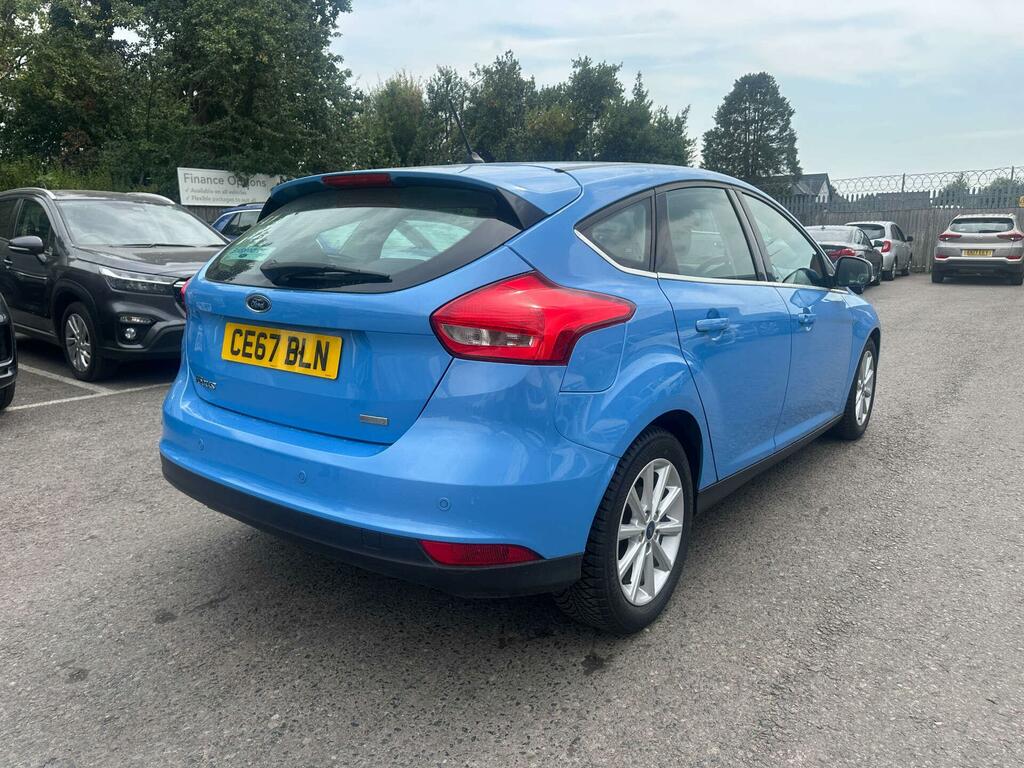 Ford Focus Titanium Blue #4
