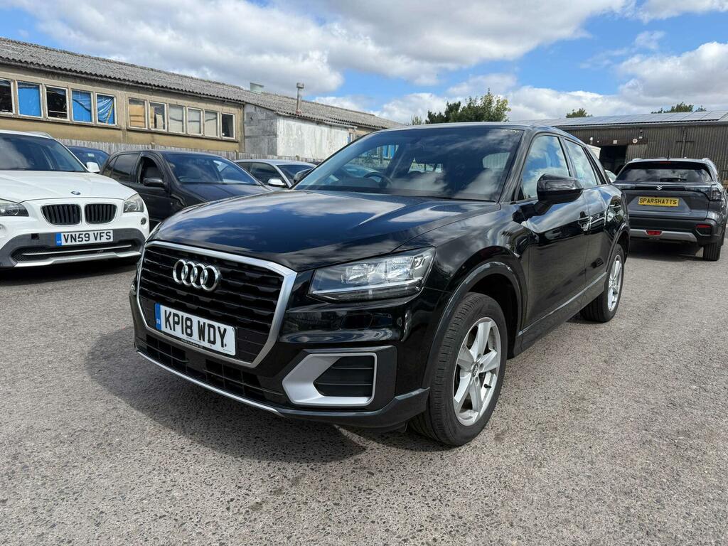 Audi Q2 Sport Black #2