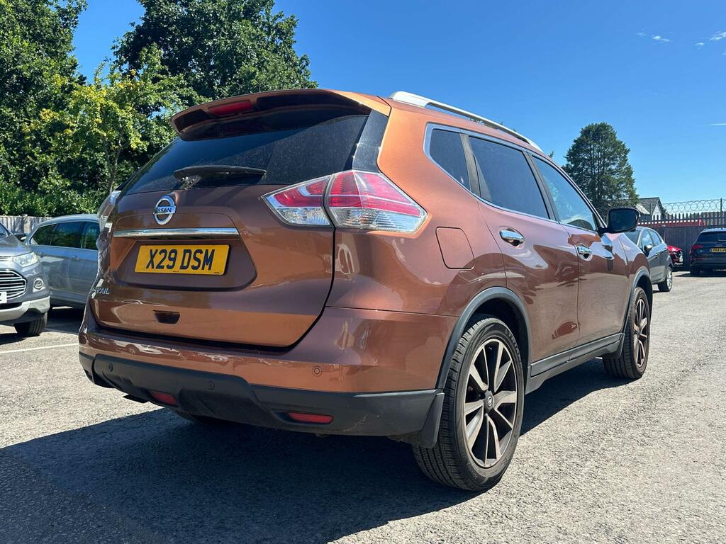 Nissan X-Trail Tekna Orange #2