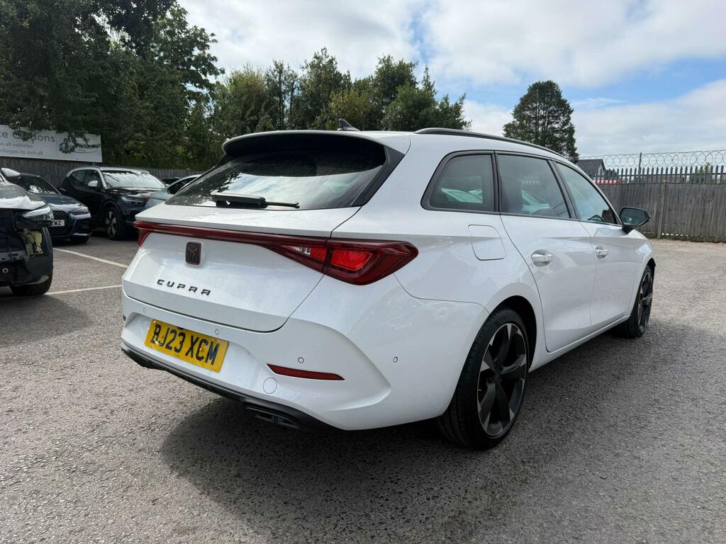 Cupra Leon V1 White #4