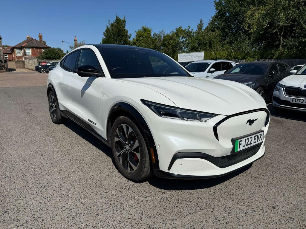 Ford Mustang Mach-E Extended Range 91Kwh Awd White
