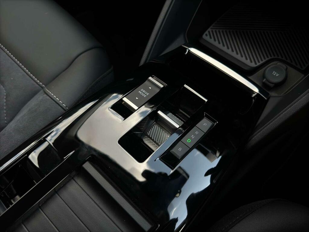 Citroen e-C4 100Kw E-series 50Kwh Black #25