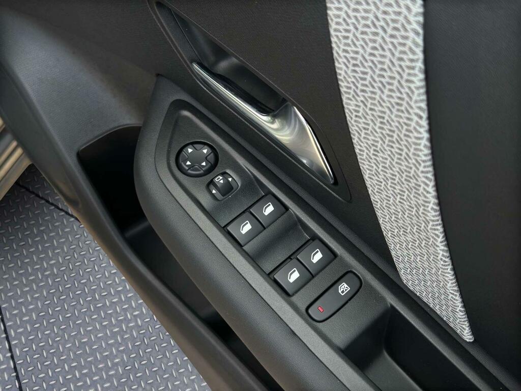 Citroen e-C4 100Kw E-series 50Kwh Black #29