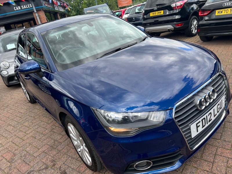 Audi A1 Sportback Tfsi Sport Blue #4