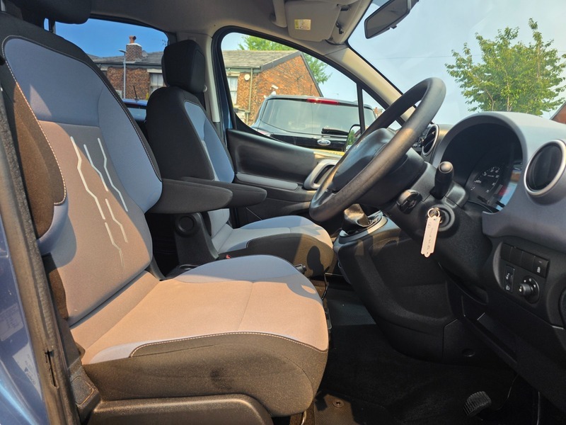 Peugeot Partner Tepee S Blue