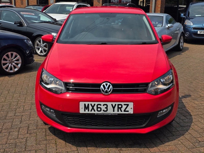 Volkswagen Polo Match Edition Red #2