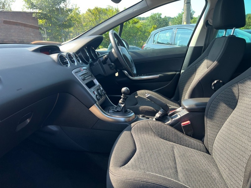 Peugeot 308 SW Hdi Sw Se Black #6
