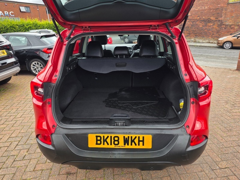 Renault Kadjar Kadjar 1.2 Tce Signature Nav Hatchback Red #19