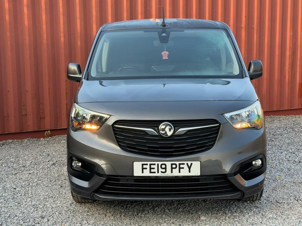 Vauxhall Combo 1.6 Turbo D 2000 Sportive L1 H1 Euro 6 Ss FE19PFY Grey #4