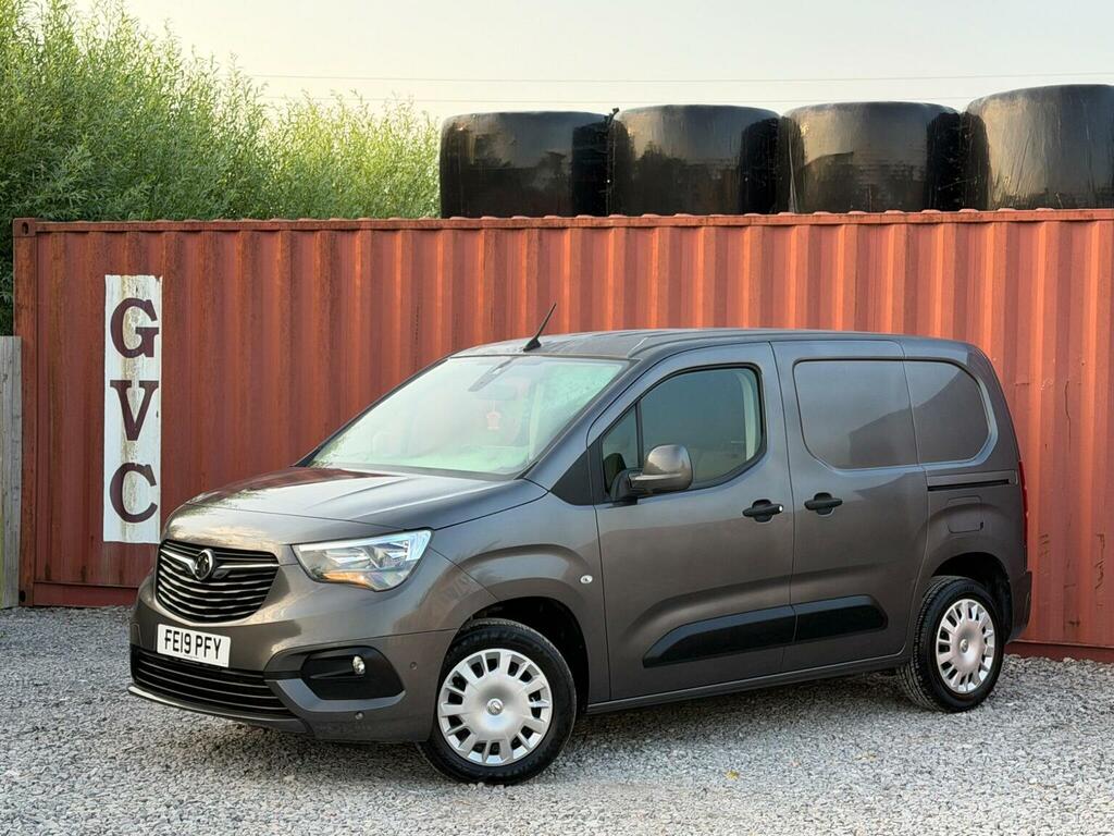 Vauxhall Combo 1.6 Turbo D 2000 Sportive L1 H1 Euro 6 Ss FE19PFY Grey #2
