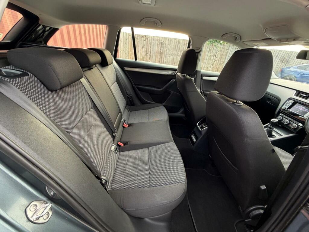 Skoda Octavia 1.6 Tdi Cr Se Business Greenline III Grey #52