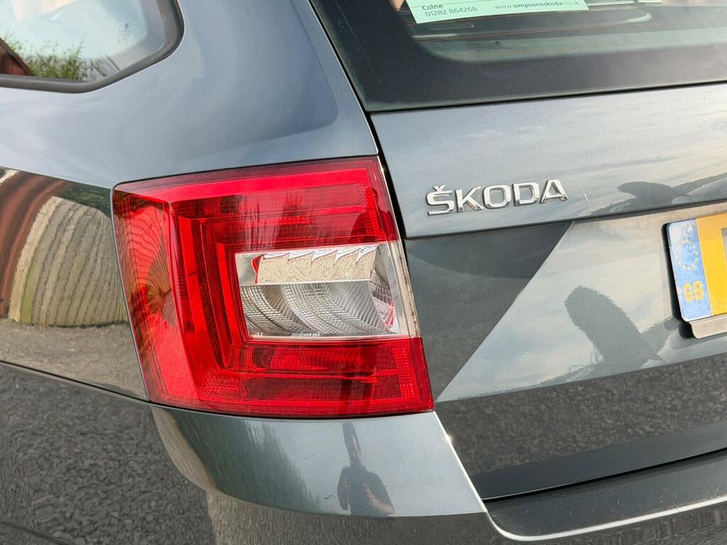 Skoda Octavia 1.6 Tdi Cr Se Business Greenline III Grey #21