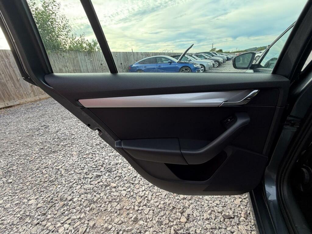Skoda Octavia 1.6 Tdi Cr Se Business Greenline III Grey #58