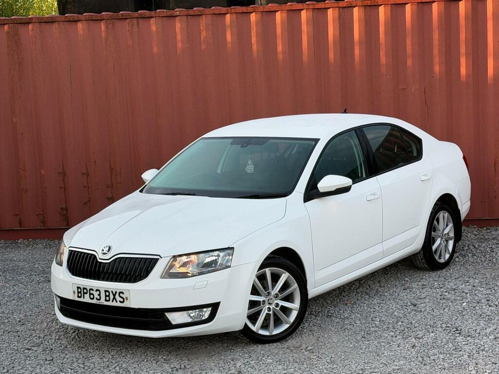 Skoda Octavia 1.4 Tsi Elegance Euro 5 Ss BP63BXS White #3
