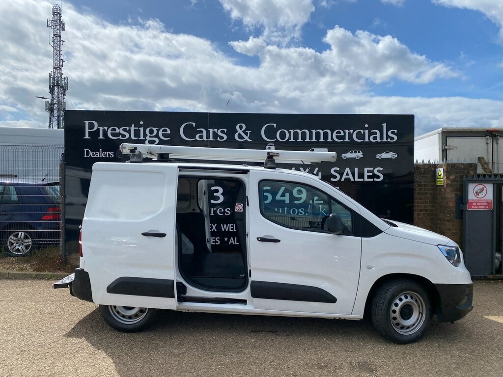 Vauxhall Combo 2300 1.6 Turbo D 100Ps L1 Swb Small Panel Van 52K FE19OCH White #4