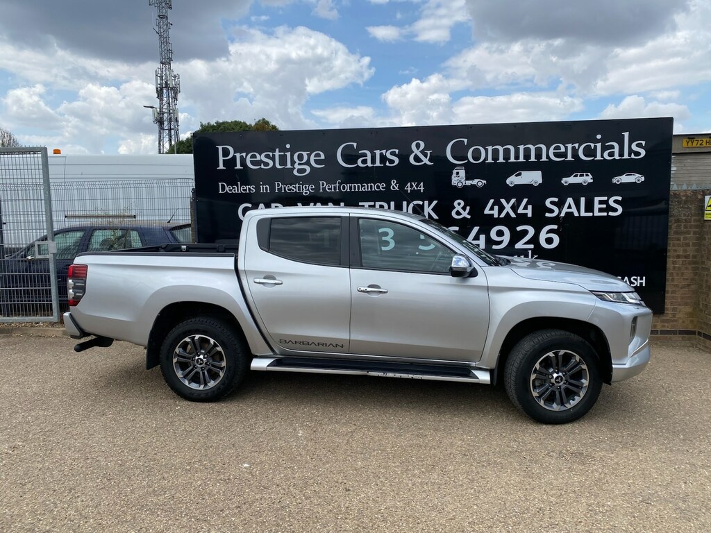 Mitsubishi L200 2.3 Double Cab Di-d 150 Barbarian 4Wd 4X4 Pick Up Silver #3