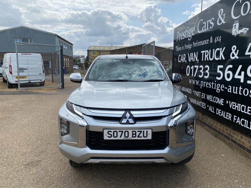 Mitsubishi L200 2.3 Double Cab Di-d 150 Barbarian 4Wd 4X4 Pick Up Silver #2